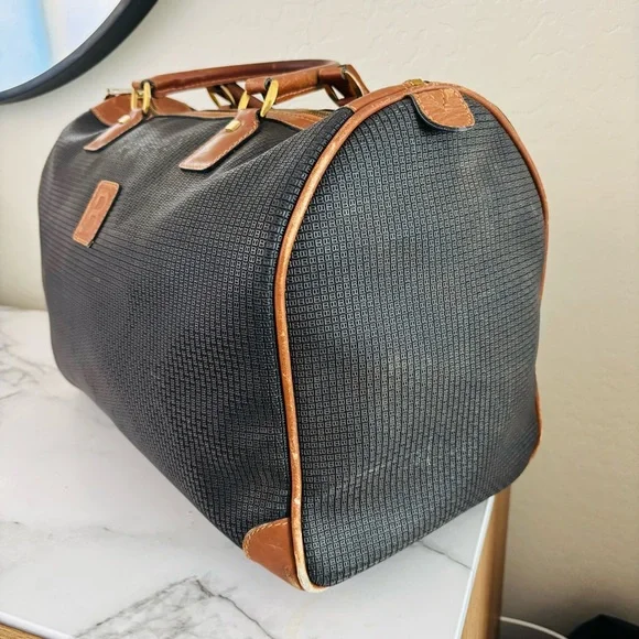 Bally B Logo Boston Style Leather Bag in Black & Brown